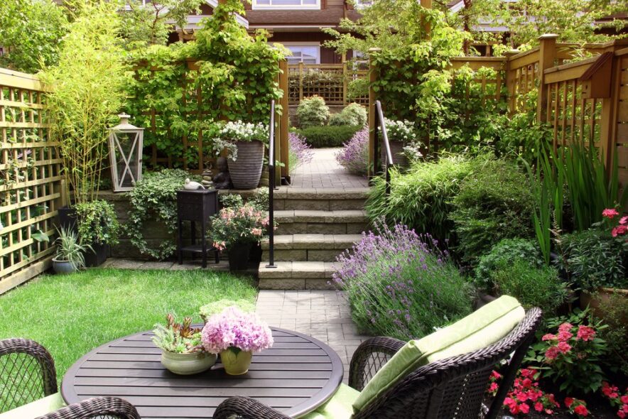The Best Plants for Northwest Ohio Gardens cover The Best Plants for Northwest Ohio Gardens cover